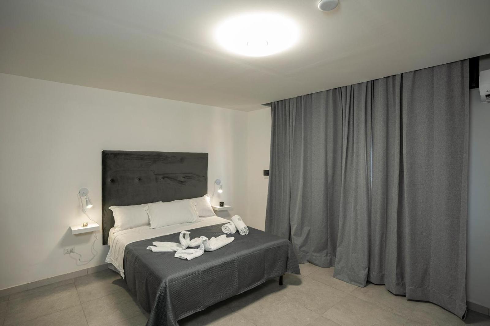 Small Luxury Bed & Breakfast *